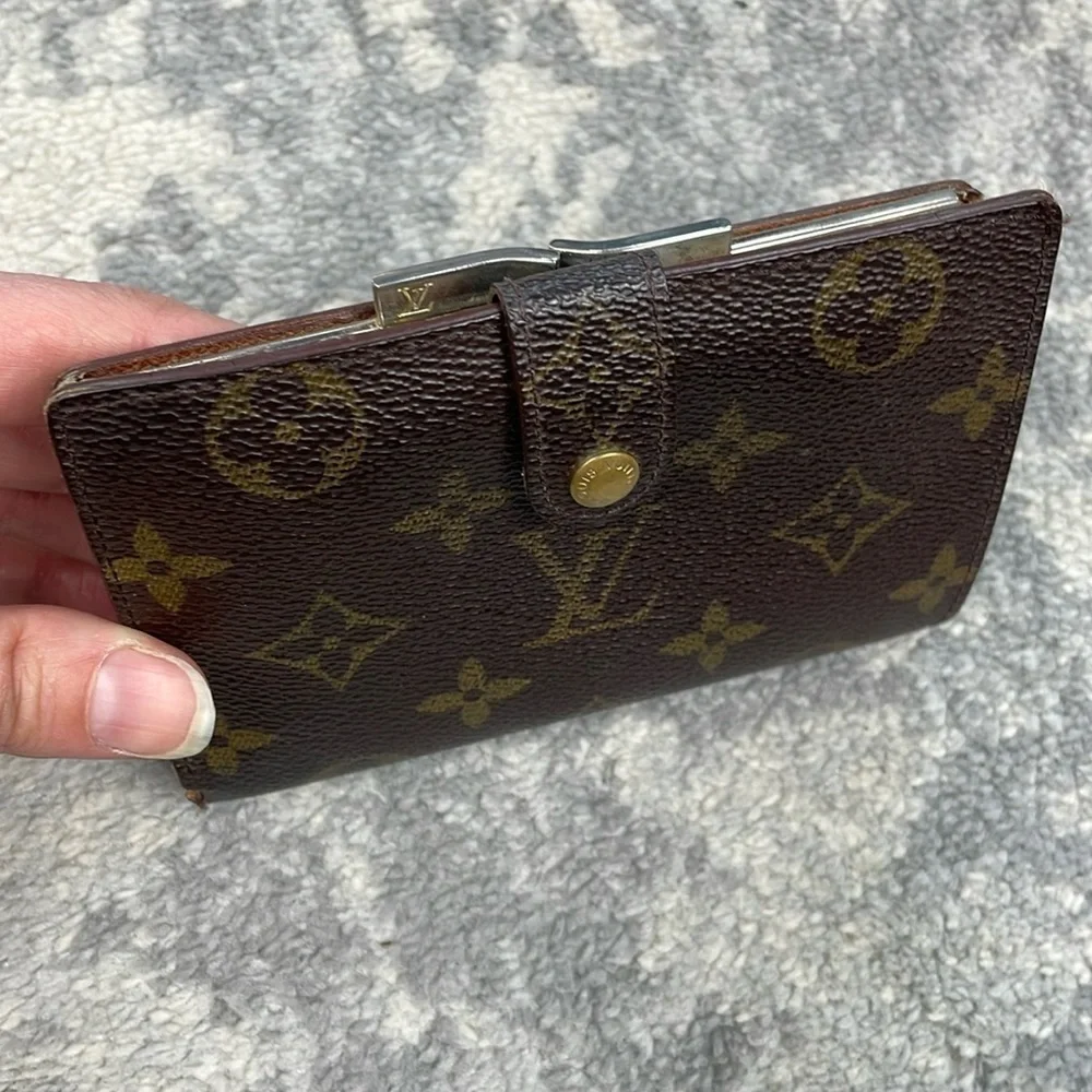 Louis Vuitton Monogram Porte Monnaie Billet Viennois Kisslock Wallet